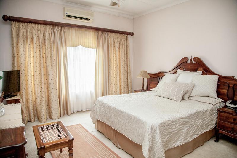 5 Bedroom Property for Sale in Douglas Northern Cape